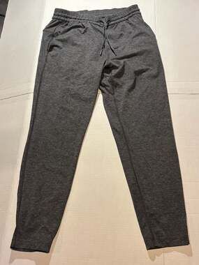 Lululemon ABC Jogger Size Medium Gray